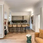 3 Bedroom Apartment Via Genova Monti Area
