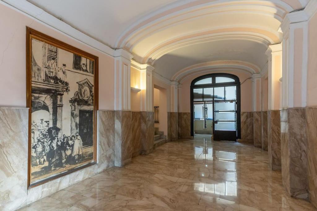 Apartment 3 Bedroom Via Genova Monti Area Rom