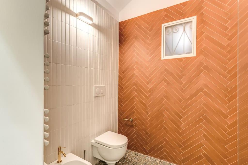 3 Bedroom Via Genova Monti Area