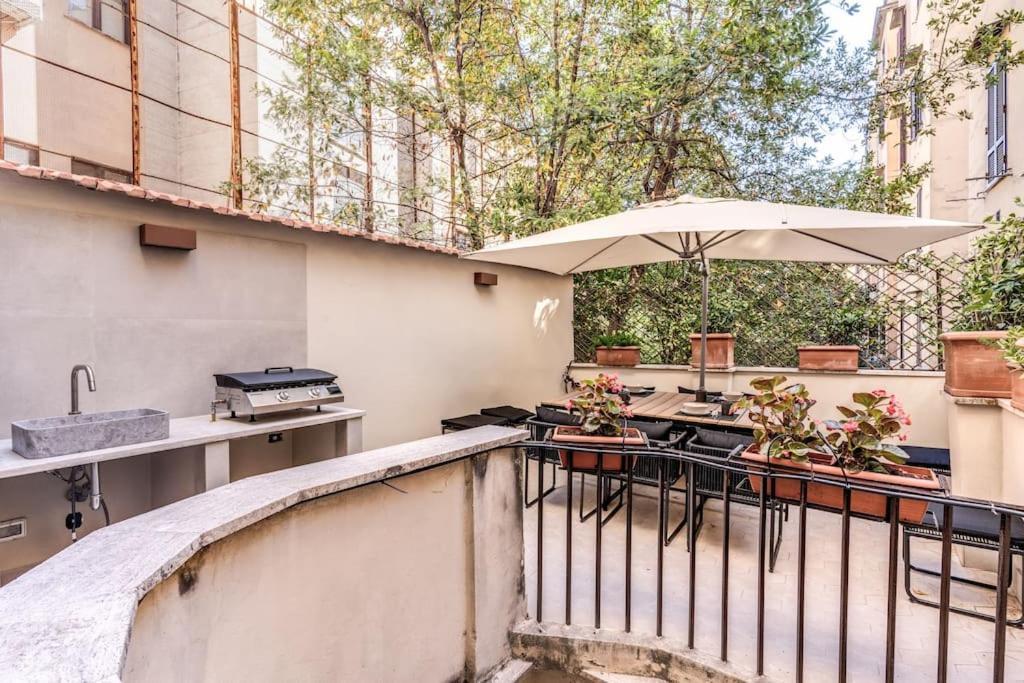 3 Bedroom Via Genova Monti Area *